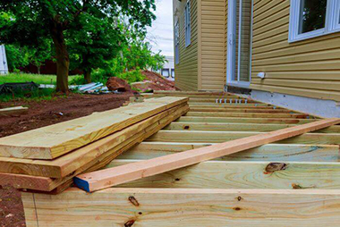 Bellevue Deck Cleaner Experienced Bellevue deck cleaner in WA near 98006